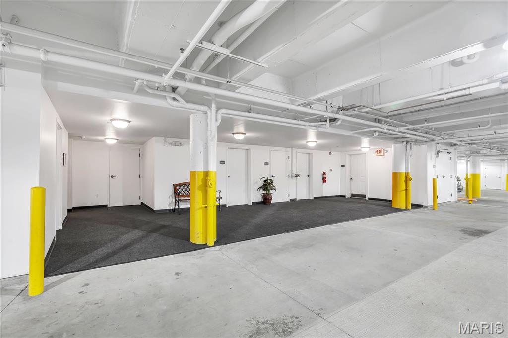 Laumeier Place Condo Amd - Residential