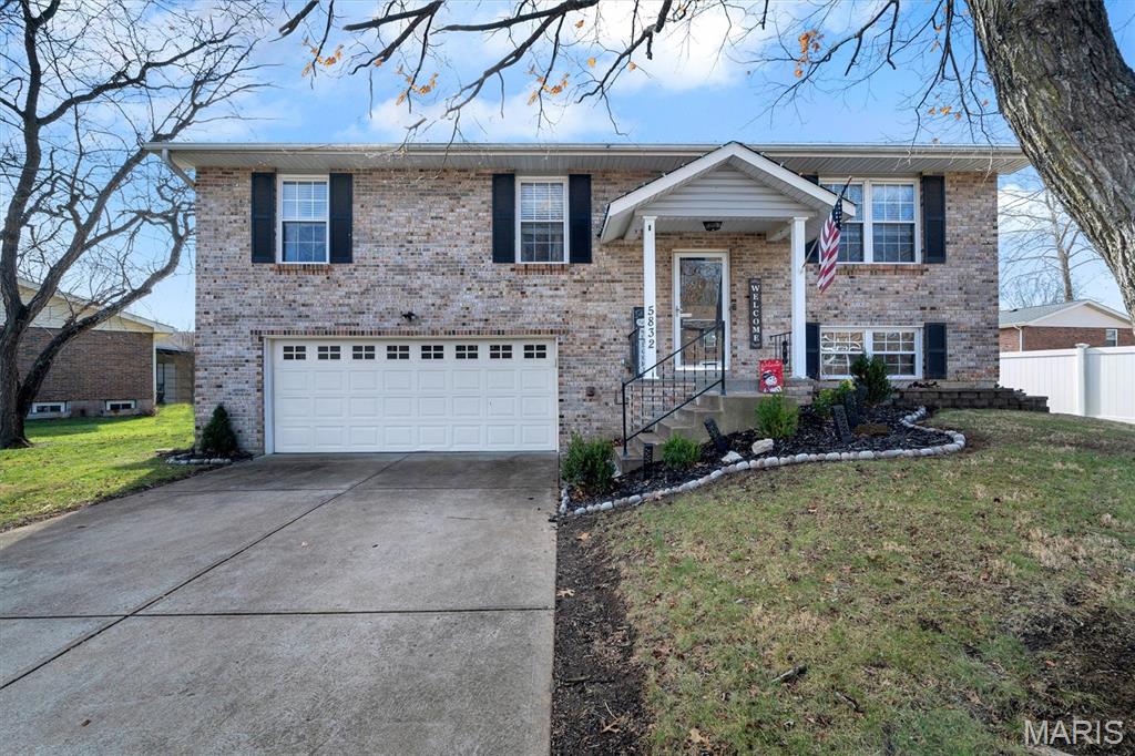 5832 Blackberry Drive