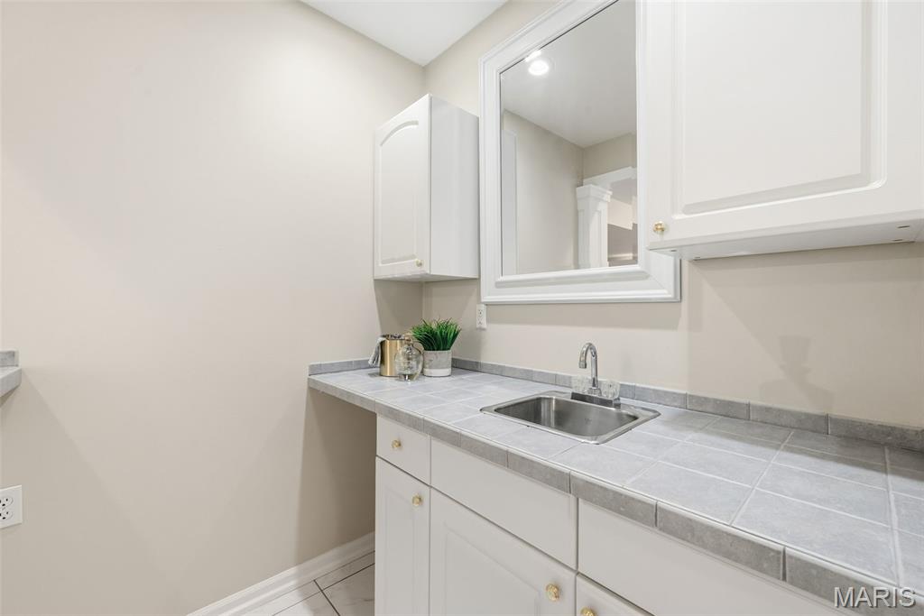 Green Pointe Estate - Residential