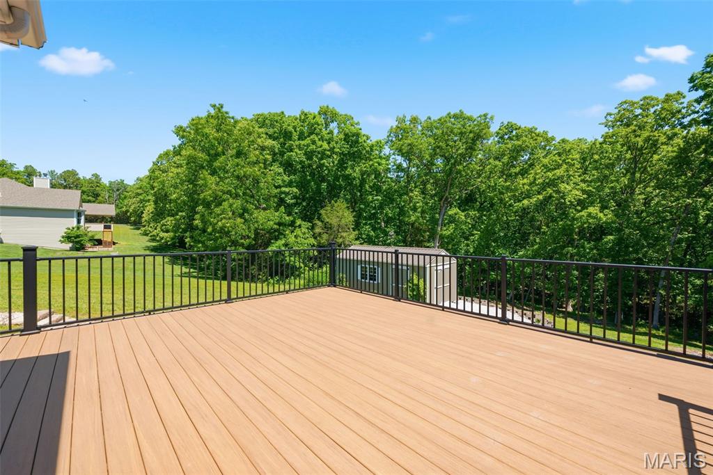 Green Pointe Estate - Residential