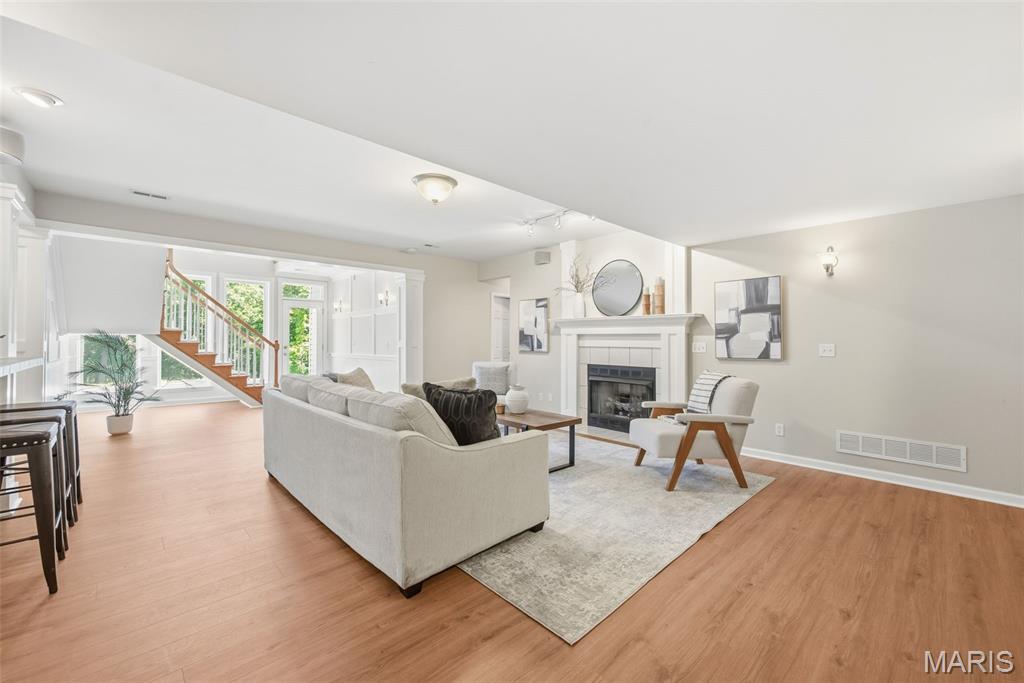 Green Pointe Estate - Residential