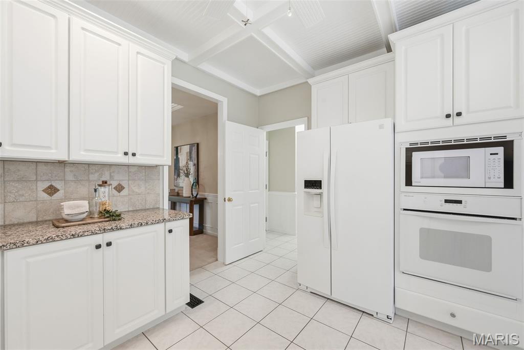 Green Pointe Estate - Residential