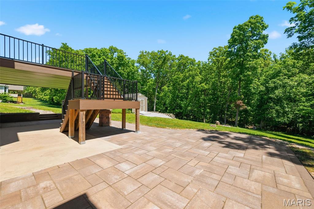 Green Pointe Estate - Residential