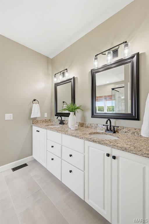 Green Pointe Estate - Residential