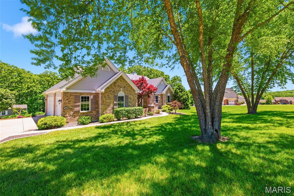Green Pointe Estate - Residential
