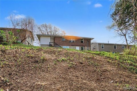 Tiny photo for 1635 N Spanish Street, Cape Girardeau, MO 63701 (MLS # 26018416)