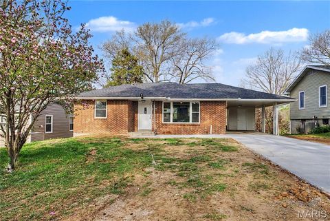 Tiny photo for 1635 N Spanish Street, Cape Girardeau, MO 63701 (MLS # 26018416)