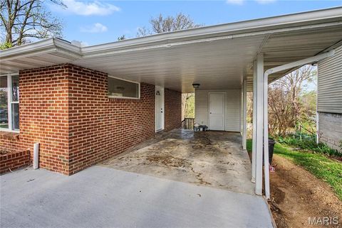 Tiny photo for 1635 N Spanish Street, Cape Girardeau, MO 63701 (MLS # 26018416)