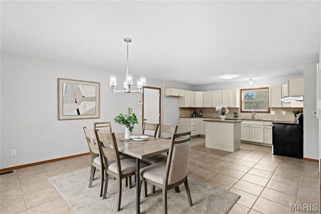 12237 Glenpark Drive