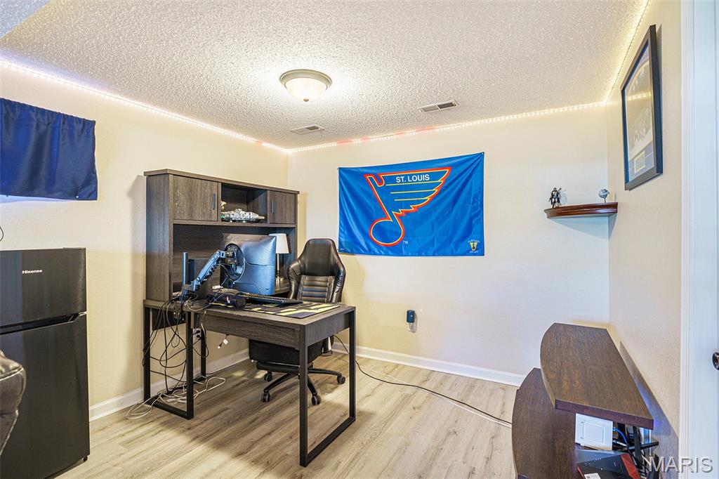 Pacific, Missouri 63069, United States, 2 Bedrooms Bedrooms, ,1 BathroomBathrooms,Residential,Coming Soon,242047