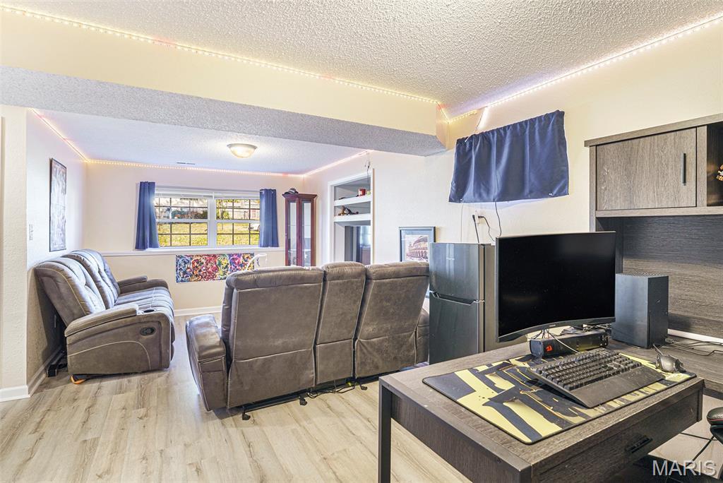 Pacific, Missouri 63069, United States, 2 Bedrooms Bedrooms, ,1 BathroomBathrooms,Residential,Coming Soon,242047