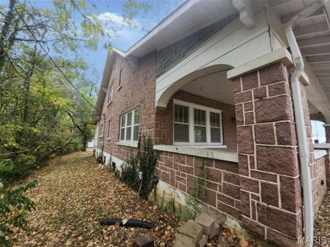 Tiny photo for 17 Wood Street, Park Hills, MO 63601 (MLS # 26069020)