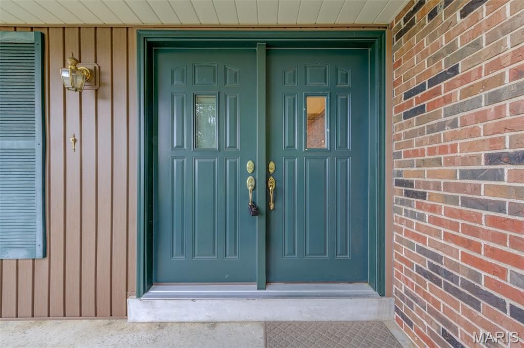 Photo of 1109 Wedgewood Drive, St Charles, MO 63303 (MLS # 26025695)