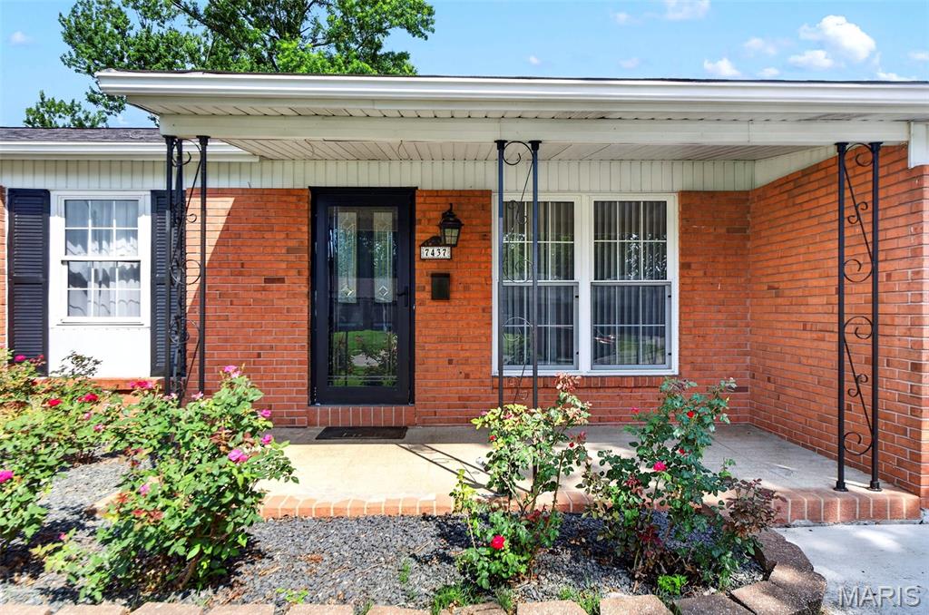 7437 Sunset Drive