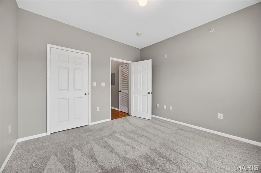 Hanley Station Condo - Residential