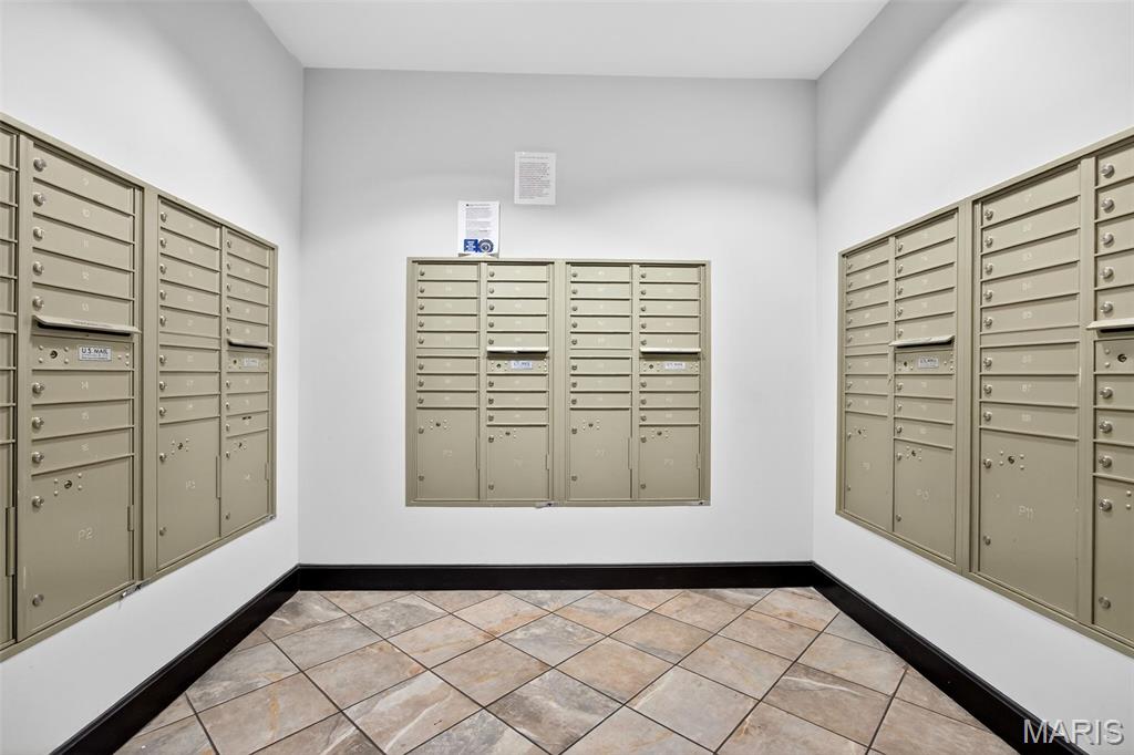 Hanley Station Condo - Residential