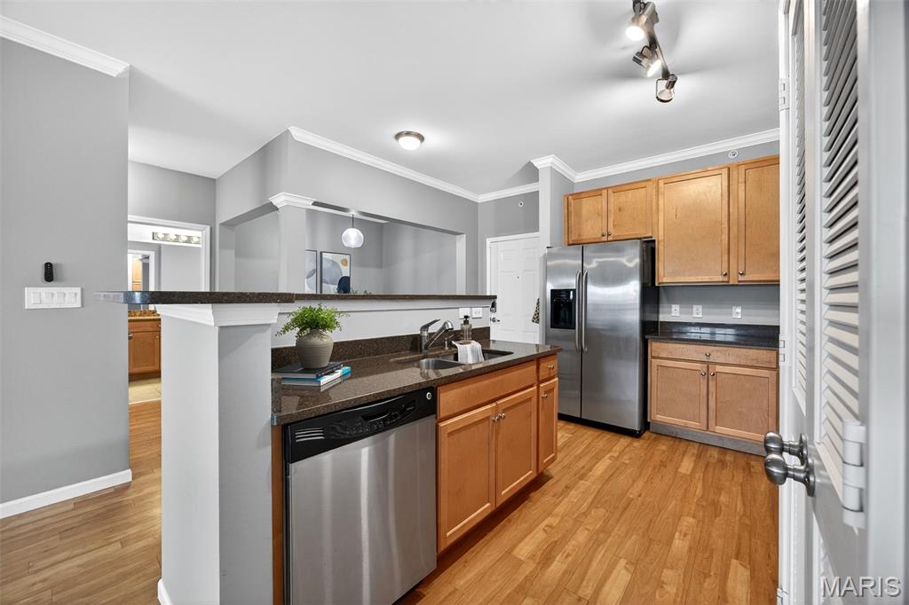 Hanley Station Condo - Residential