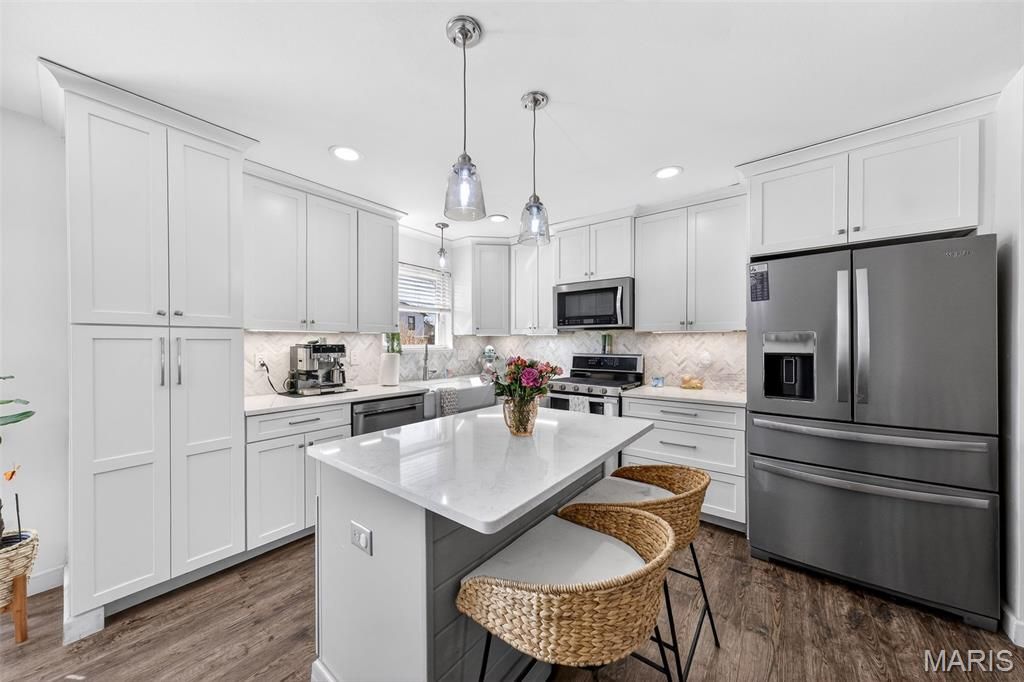 Photo of 105 W Sunny Hill Boulevard, St Peters, MO 63376 (MLS # 26013397)