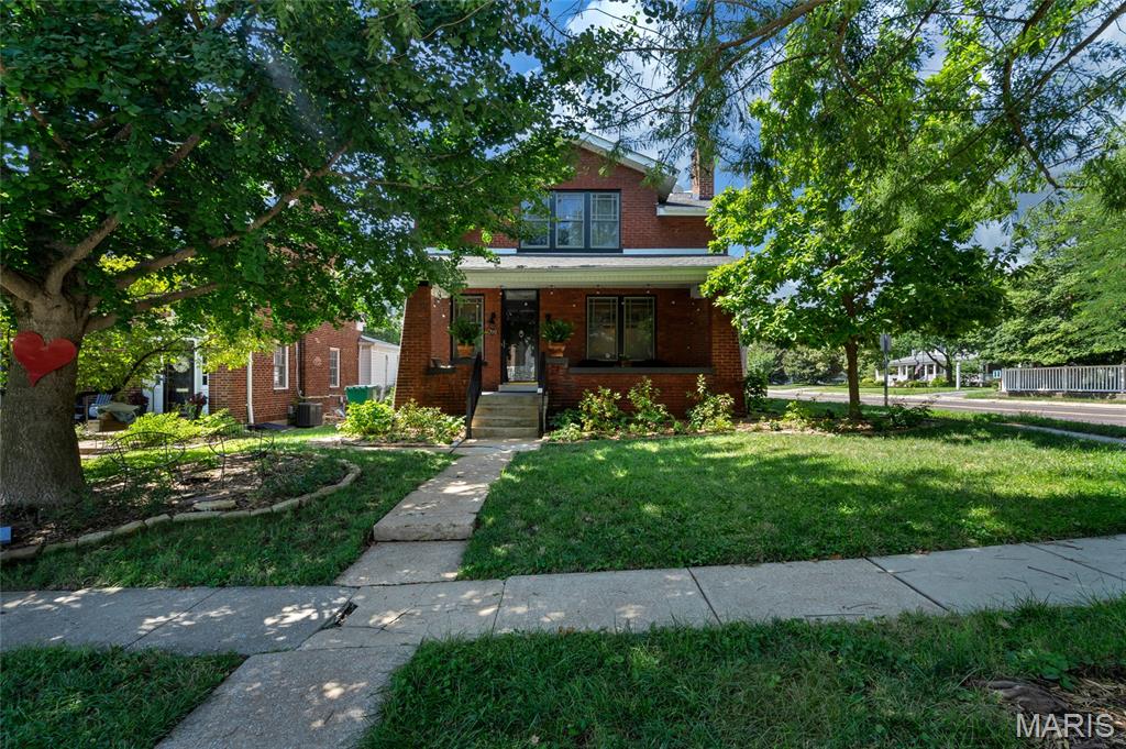 700 Fairview Avenue