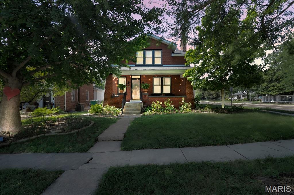 700 Fairview Avenue