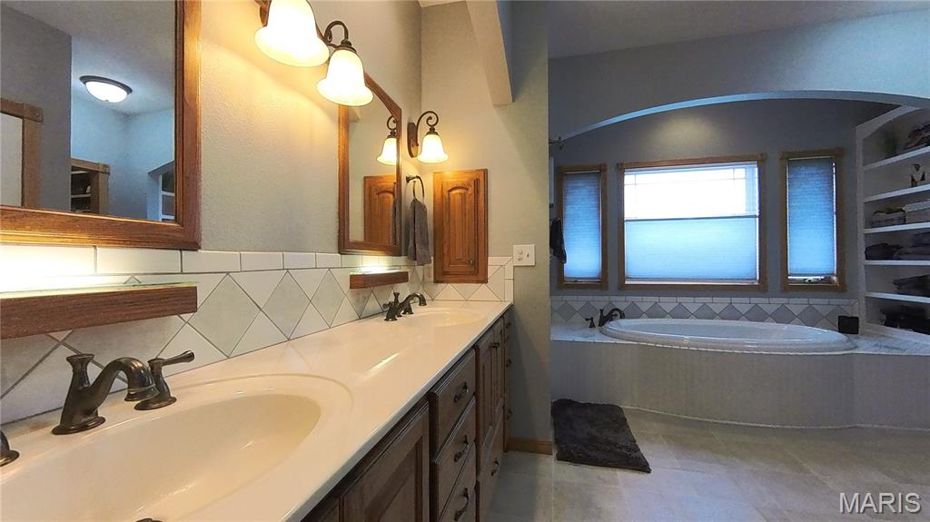 Kaywood Estates 02 Amd - Residential