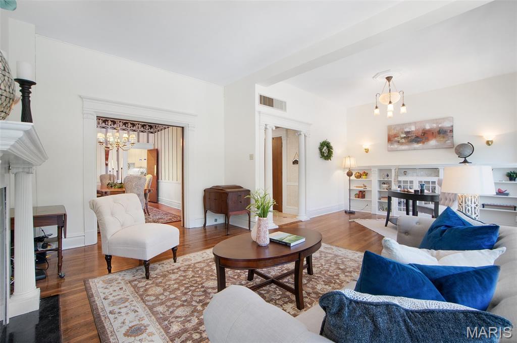 Aberdeen Condo - Residential