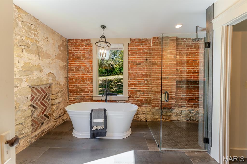 Hickory Creek - Residential