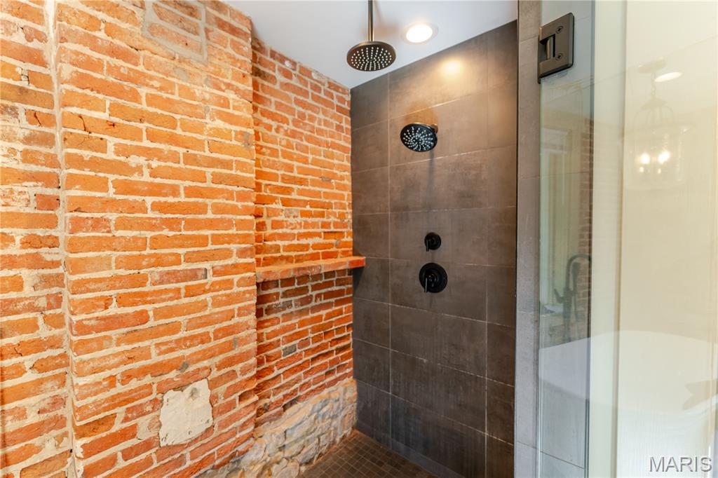 Hickory Creek - Residential