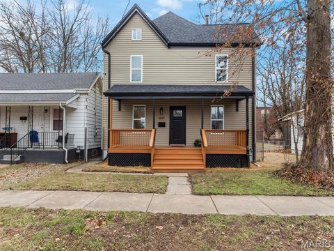 6634 Chamberlain Avenue University City MO 63130