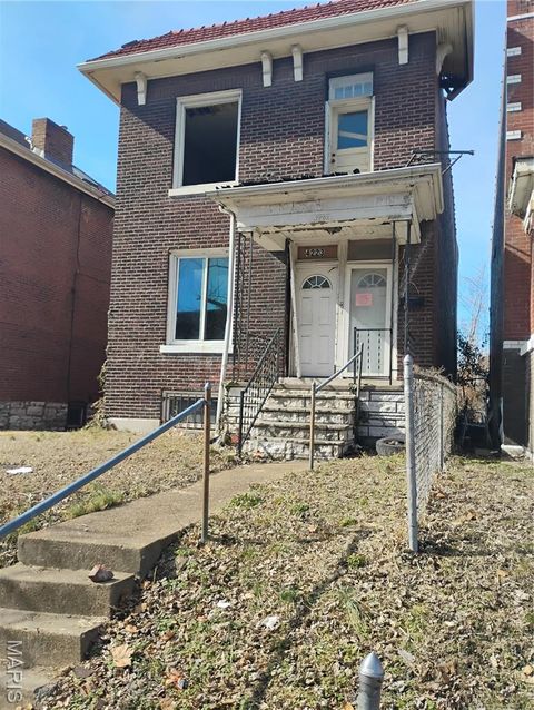 Photo of 4223 Athlone Avenue, St Louis, MO 63115 (MLS # 26007681)
