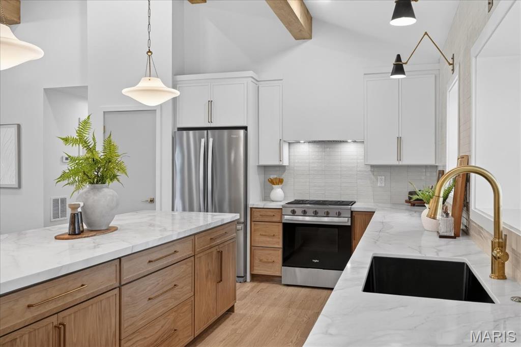 Stoneleigh Towers - Residential