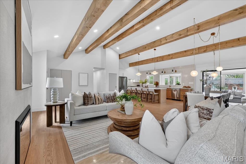 Stoneleigh Towers - Residential