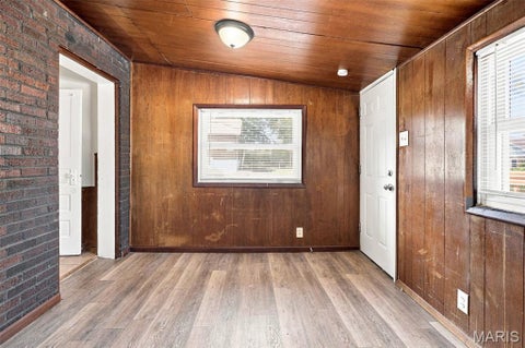 Tiny photo for 8153 Toddy Avenue, Bel Ridge, MO 63114 (MLS # 26056056)