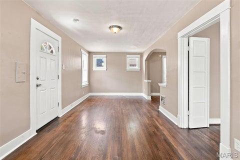 Tiny photo for 8153 Toddy Avenue, Bel Ridge, MO 63114 (MLS # 26056056)