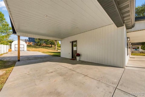 Tiny photo for 723 Broadway Extension, Elsberry, MO 63343 (MLS # 26065861)