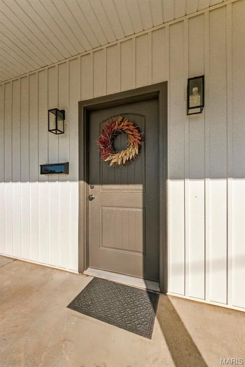 Tiny photo for 723 Broadway Extension, Elsberry, MO 63343 (MLS # 26065861)
