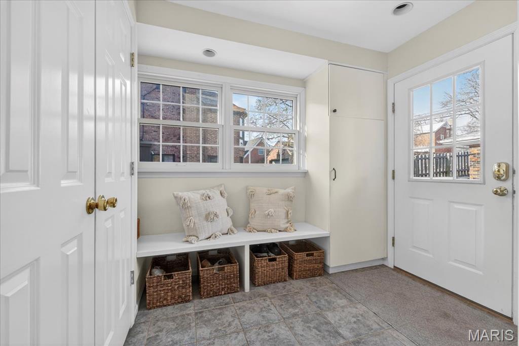 Davis Place - Residential