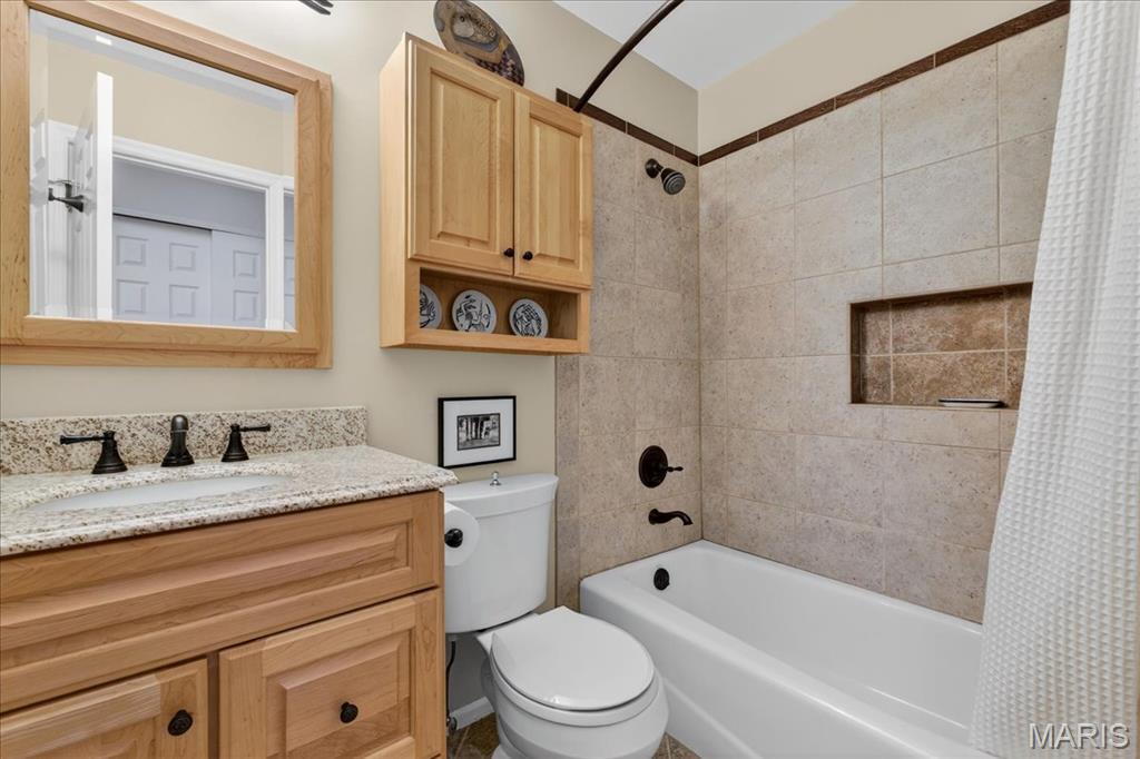 Davis Place - Residential