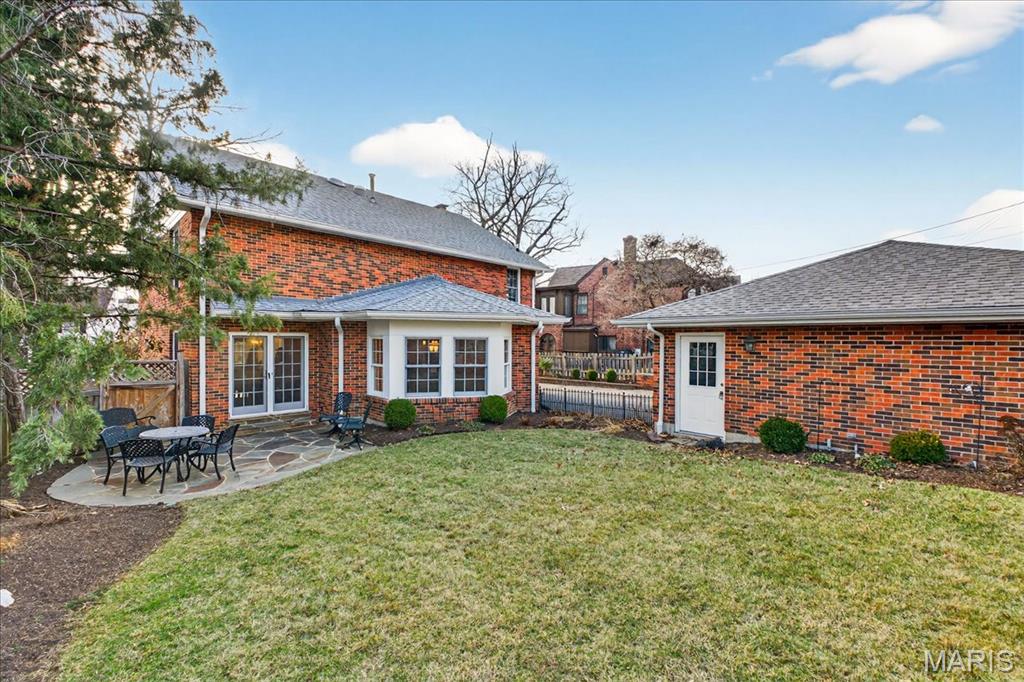 Davis Place - Residential