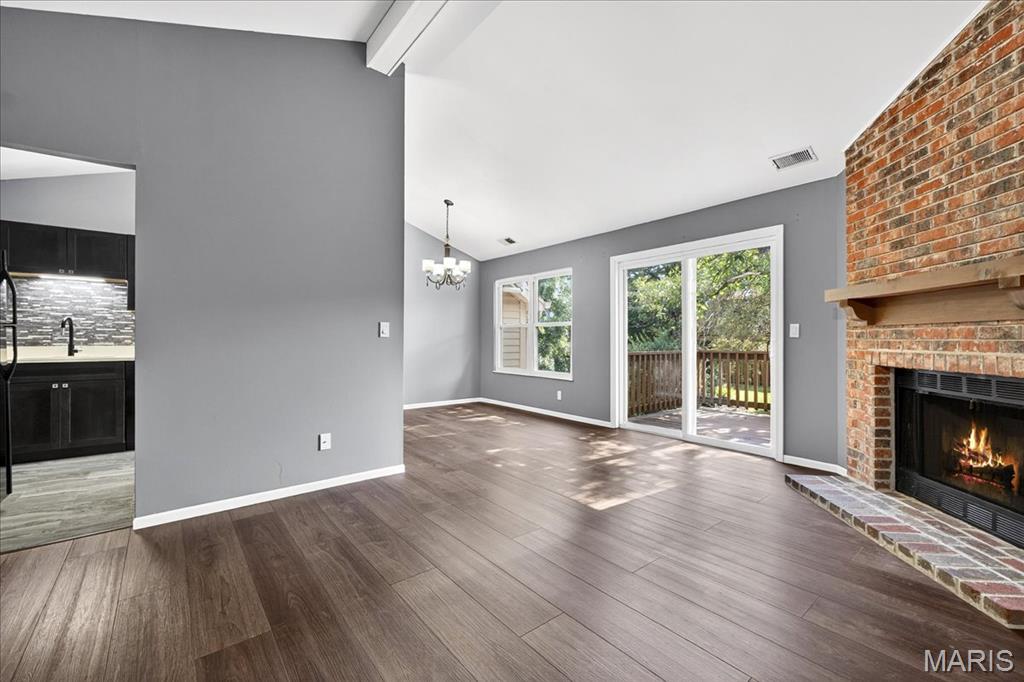 Ballwin, Missouri 63021, United States, 2 Bedrooms Bedrooms, ,1 BathroomBathrooms,Residential,Active,190378