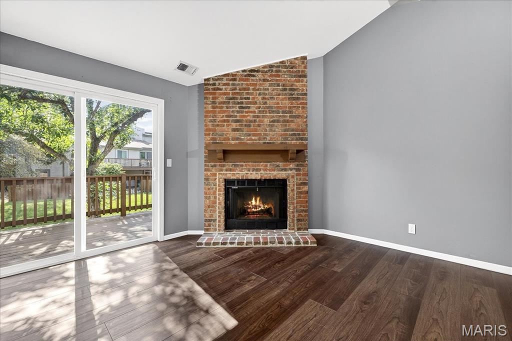 Ballwin, Missouri 63021, United States, 2 Bedrooms Bedrooms, ,1 BathroomBathrooms,Residential,Active,190378