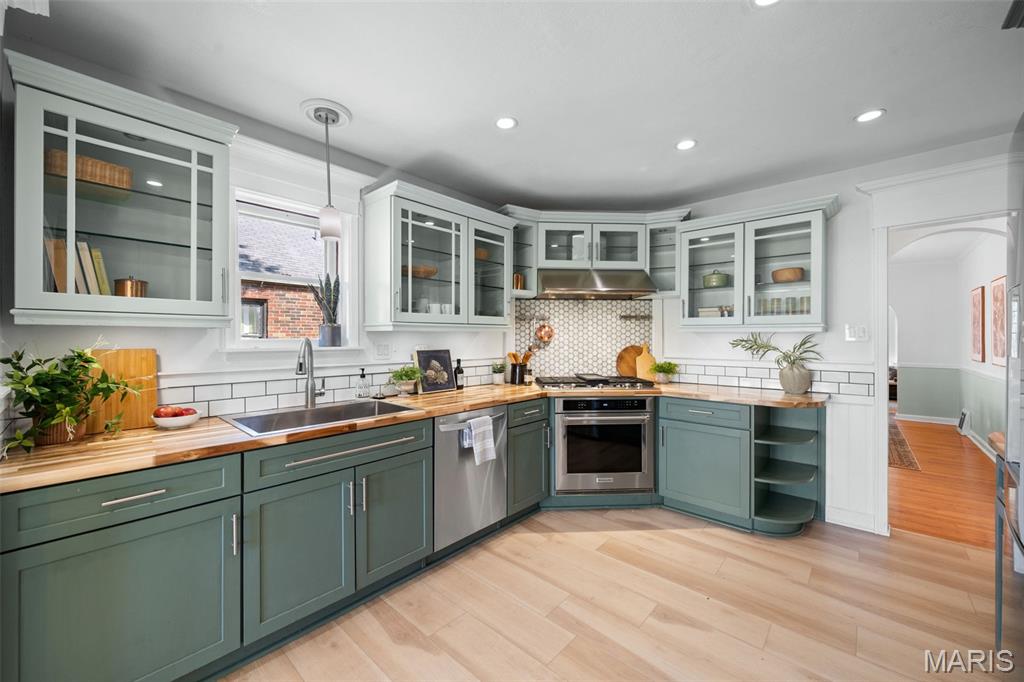 Lavinia Gardens - Residential