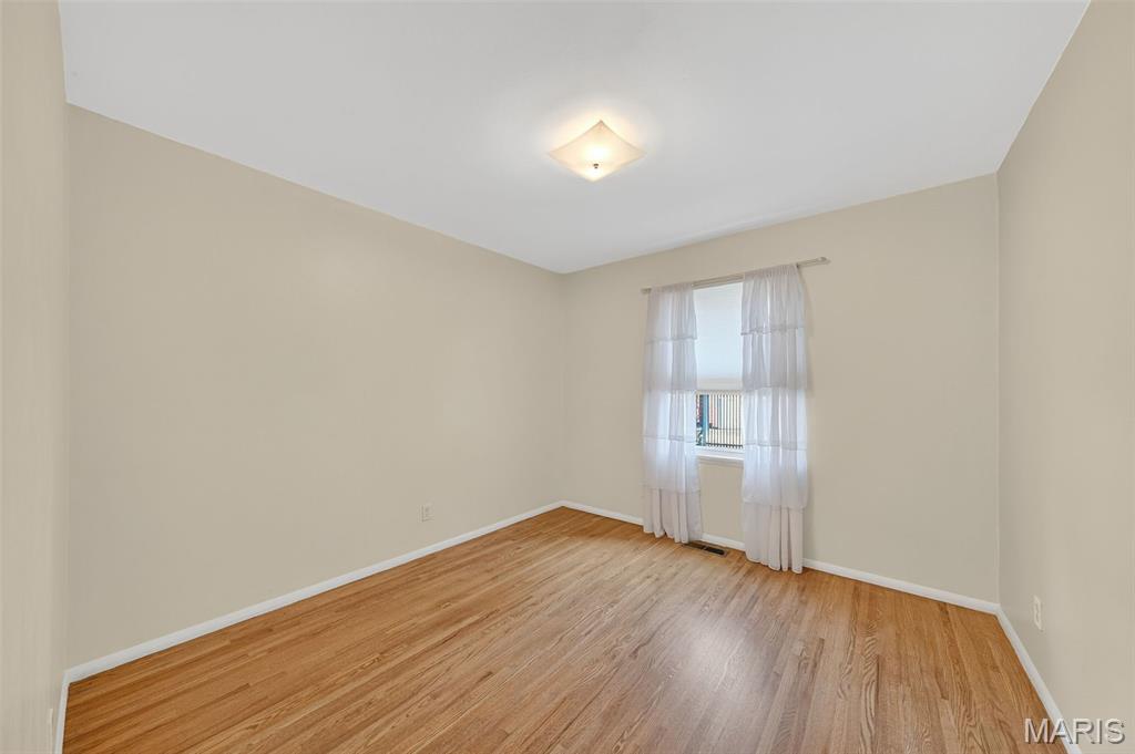 St Louis, Missouri 63141, United States, 4 Bedrooms Bedrooms, ,3 BathroomsBathrooms,Residential,Active,228945