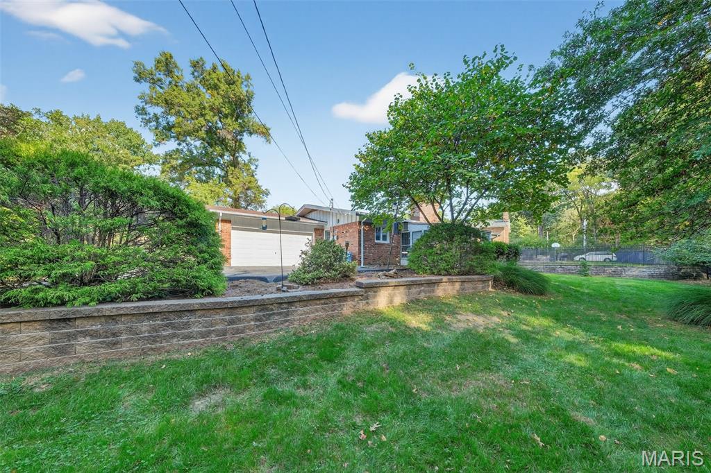 St Louis, Missouri 63141, United States, 4 Bedrooms Bedrooms, ,3 BathroomsBathrooms,Residential,Active,228945