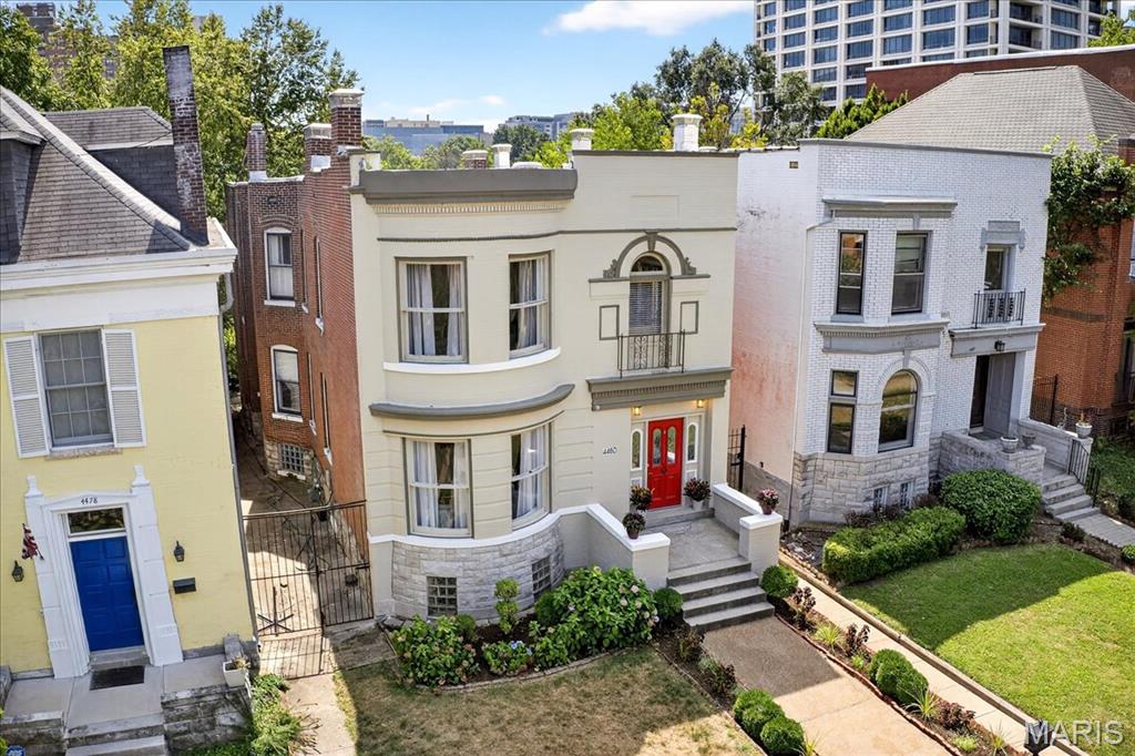 St Louis, Missouri 63108, United States, 4 Bedrooms Bedrooms, ,3 BathroomsBathrooms,Residential,Pending,201747