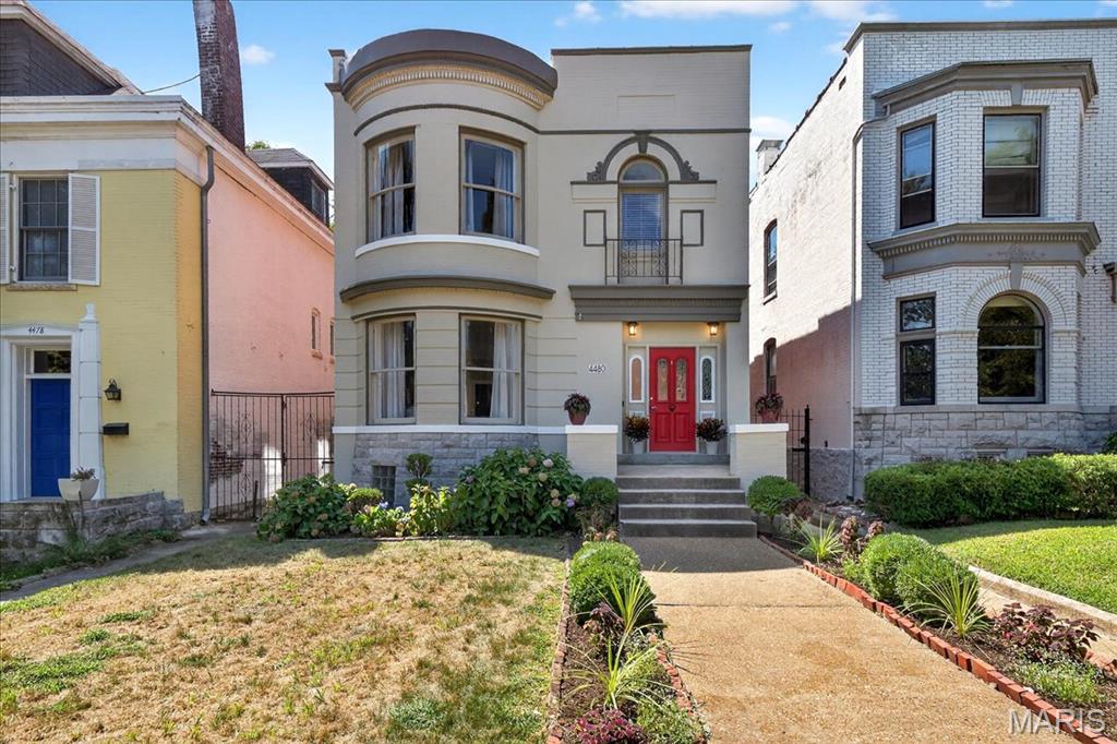 St Louis, Missouri 63108, United States, 4 Bedrooms Bedrooms, ,3 BathroomsBathrooms,Residential,Pending,201747