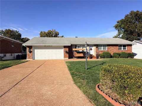Tiny photo for 6029 Pebble Hill Drive, St Louis, MO 63123 (MLS # 26068503)