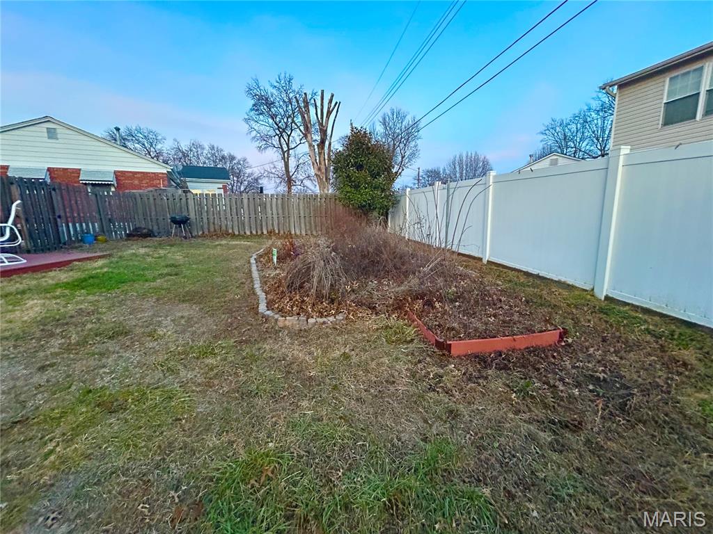 Upton Place 03 - Residential