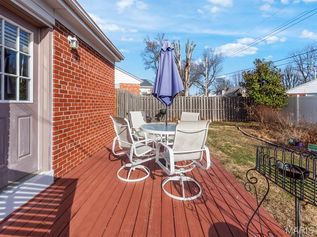 Upton Place 03 - Residential