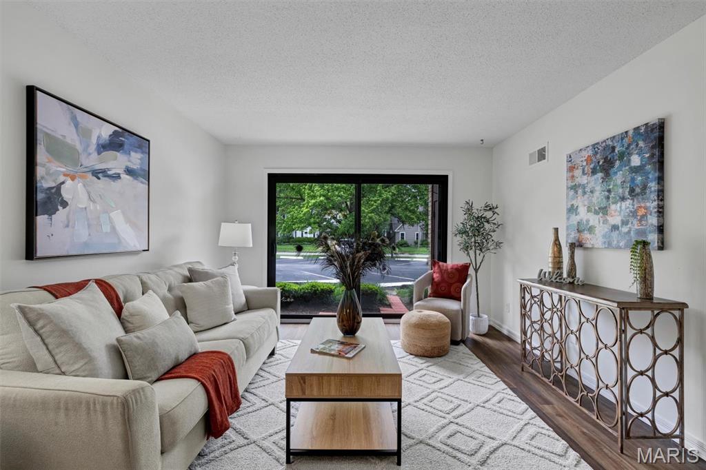 Chestnut Run Condo - Residential
